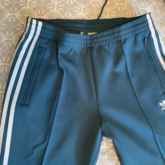 Adidas three stripes blue track pants women’s US size Medium - Picture 4 of 9